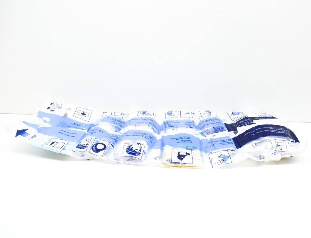 LR081745 Land Rover First Aid Set | WW Spares Genuine OEM & Performance ...